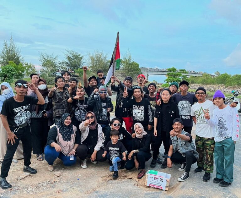 Menemukenali Pergerakan Kelompok Punk di Aceh